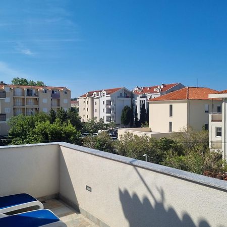 Apartments Luxury Oasis Makarska Buitenkant foto
