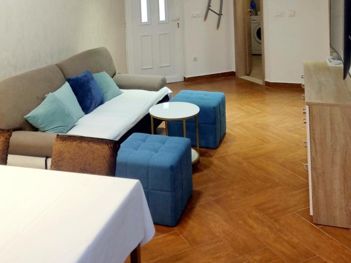 Apartments Luxury Oasis Makarska Buitenkant foto