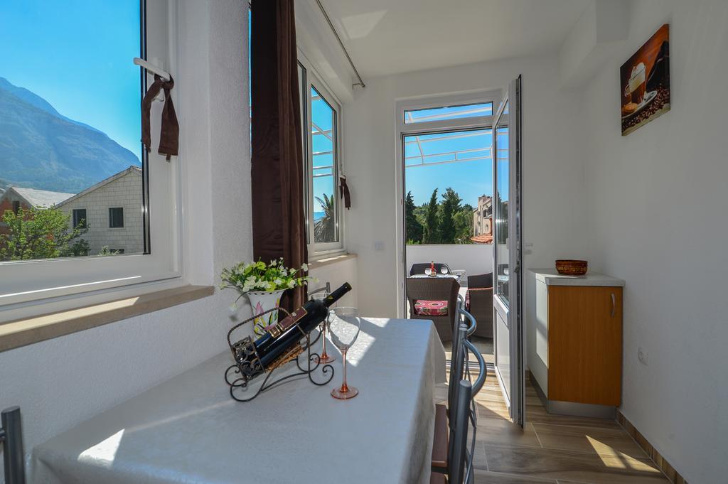 Apartments Luxury Oasis Makarska Buitenkant foto